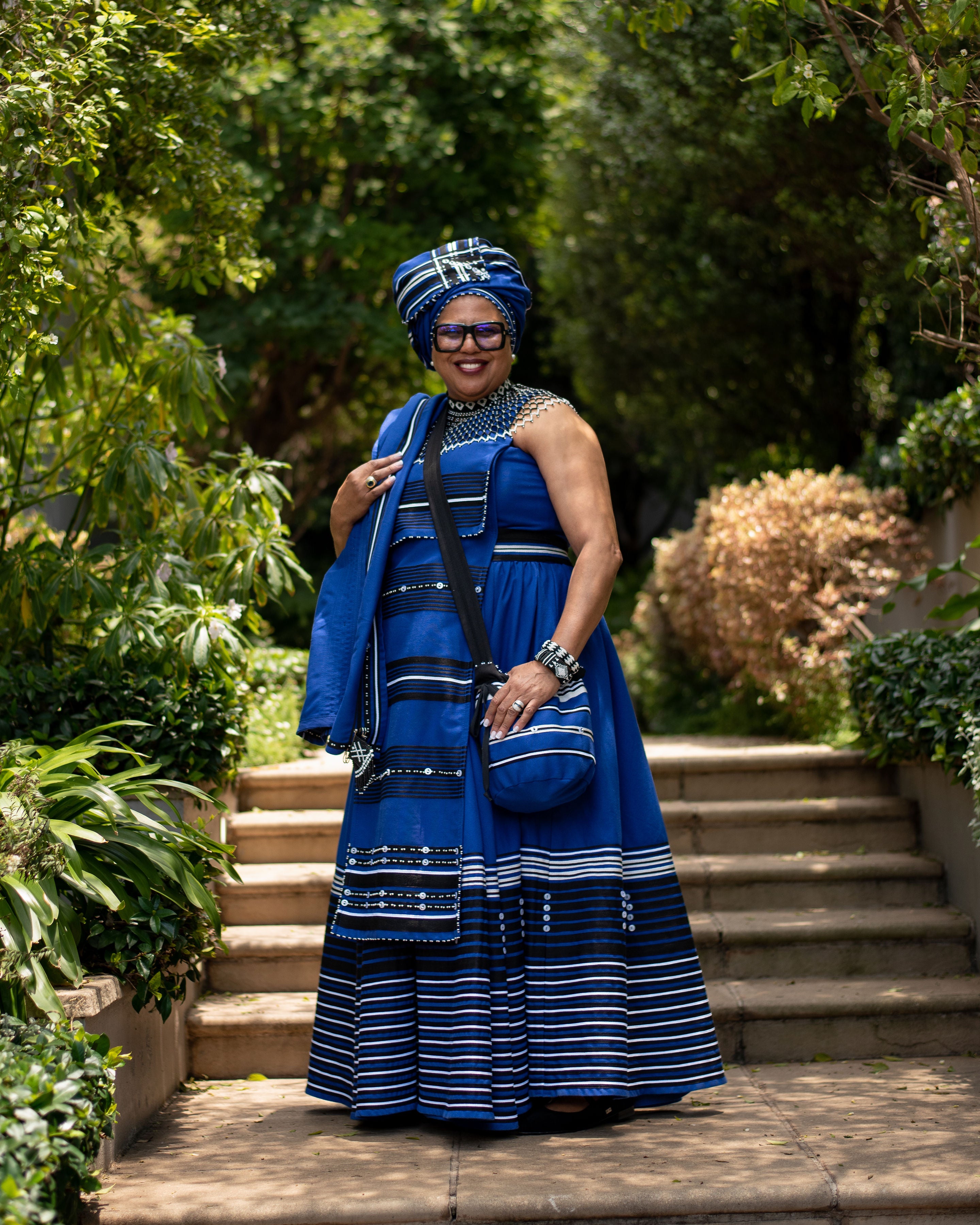 Royal blue 5 piece Ladies Xhosa Traditional Attire