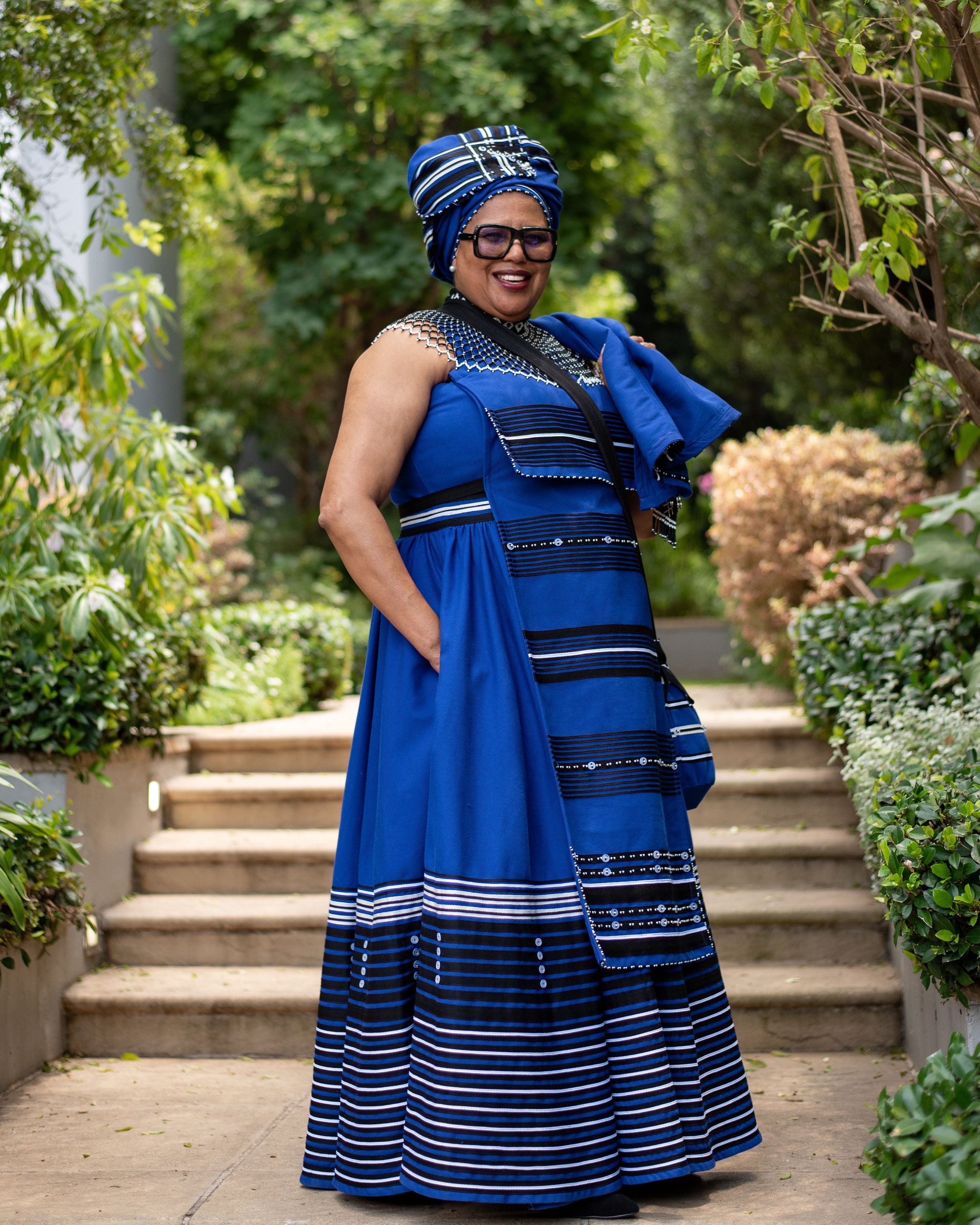 Royal blue 5 piece Ladies Xhosa Traditional Attire
